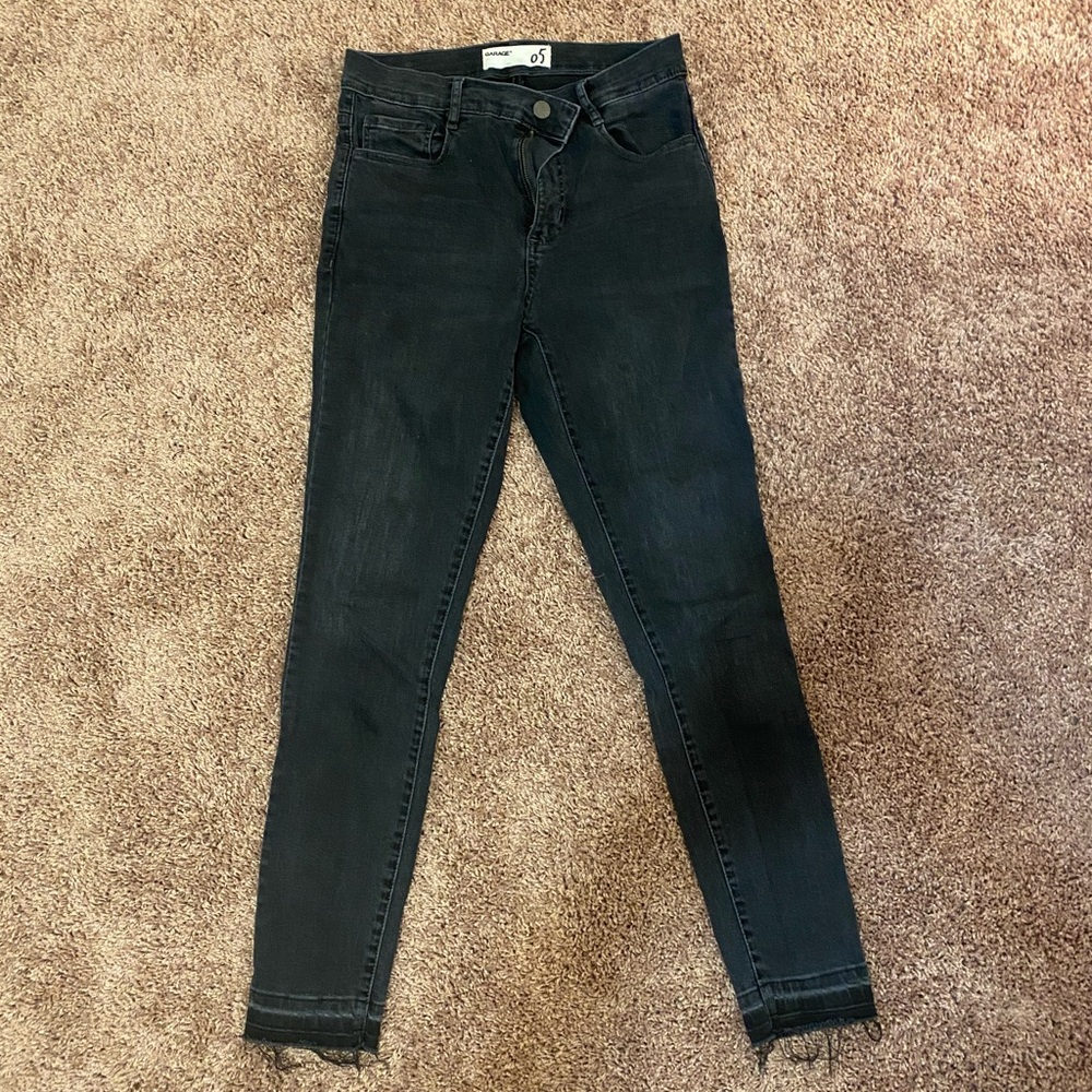 Black skinny jeans